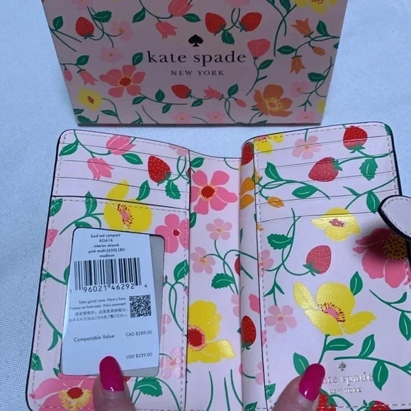 KATE SPADE ♠️ Madison medium compact wallet.NWT and box. - Picture 2 of 4